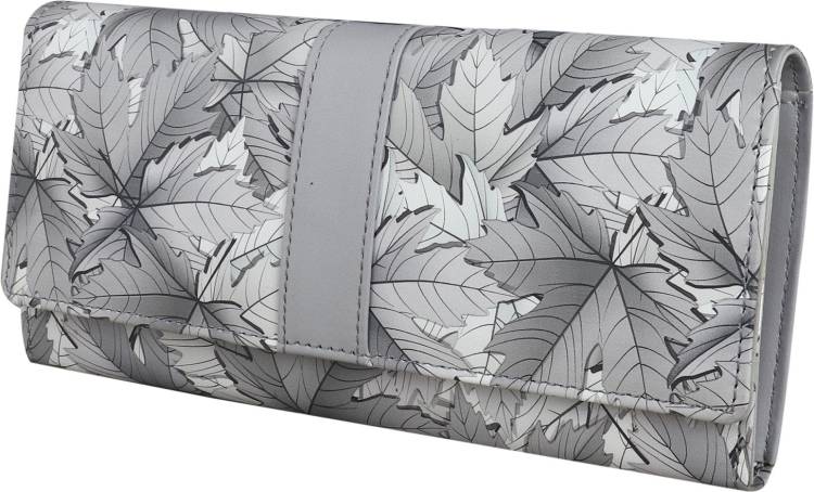 Casual, Party, Formal Grey  Clutch Price in India