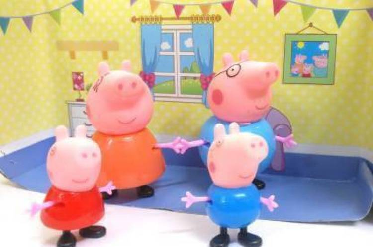 SSTOYS Peppa Pig Toys Family Set Orginal Cartoon Animated Figures