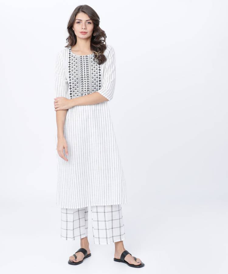 Women Chikan Embroidery Cotton Blend Straight Kurta
