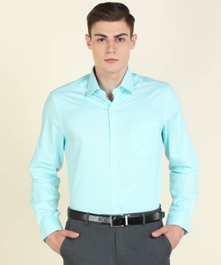 Men Slim Fit Chevron/Zig Zag Formal Shirt