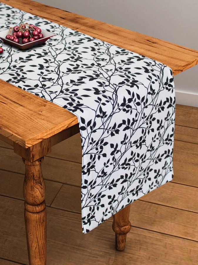 Flipkart SmartBuy Black, White 152 cm Table Runner