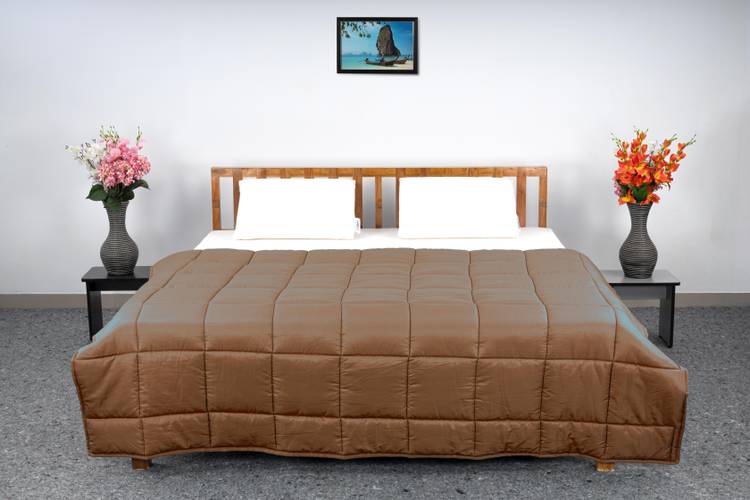 Grassberry Self Design Queen Comforter