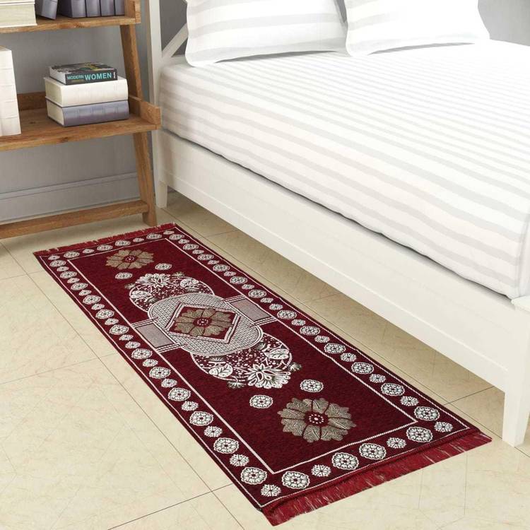 Sasta Sunder Tikau Velvet Floor Mat