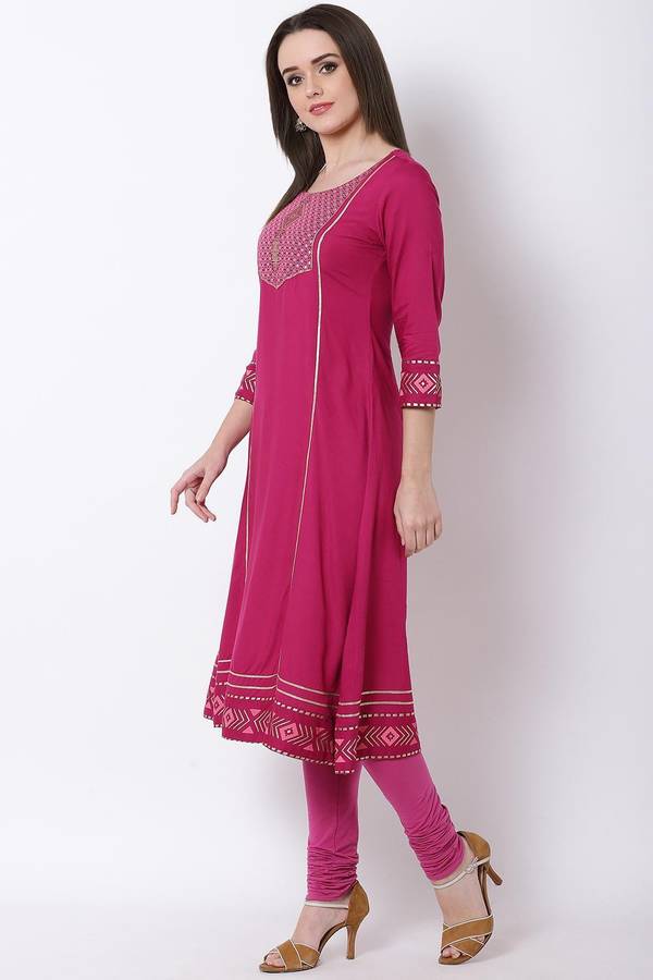 Women Printed Viscose Blend A-line Kurta