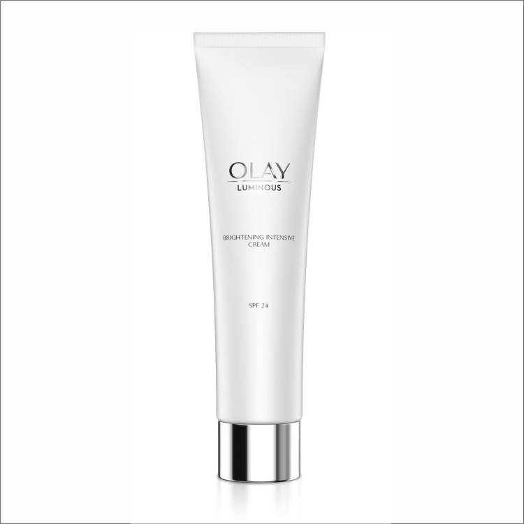 OLAY Lumnous Day Cream with 99% pure Niacinamide & SPF Price in India
