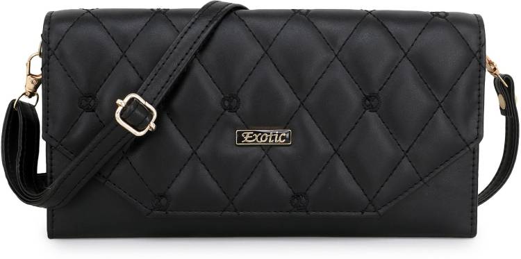 Party, Casual Black  Clutch Price in India