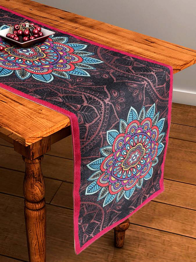 BELLA TRUE Black 182 cm Table Runner