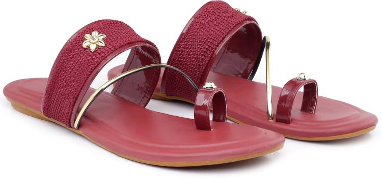 Women Maroon Flats Sandal Price in India