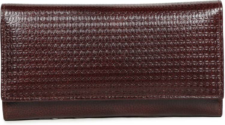 Casual, Party Brown  Clutch Price in India