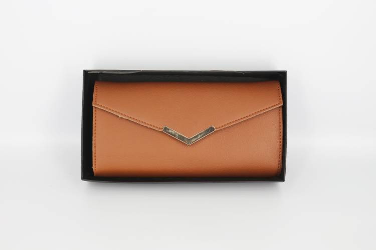 Formal Tan  Clutch Price in India