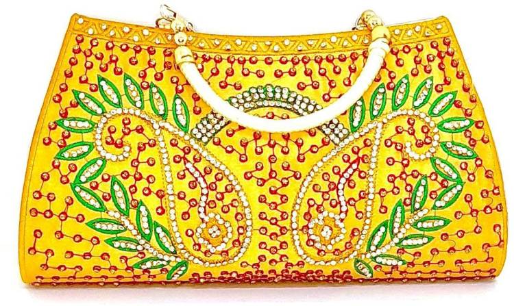 Formal, Party Gold  Clutch Price in India