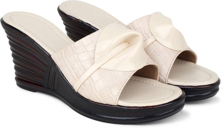 Women Off White, Brown Flats Sandal Price in India