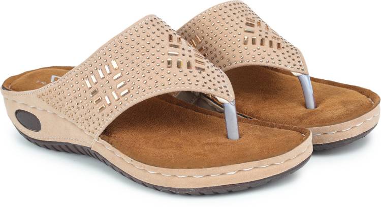 Women Beige Flats Sandal Price in India