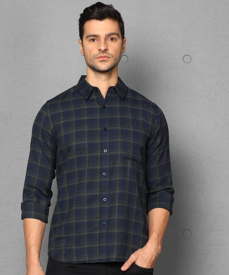 Men Regular Fit Checkered Spread Collar Casual Shirt Price in India