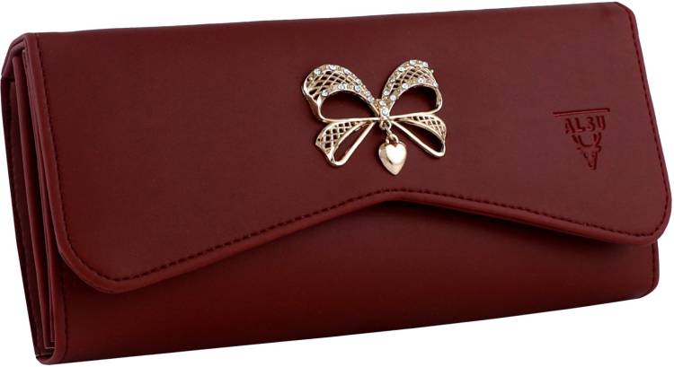 Casual Maroon  Clutch Price in India