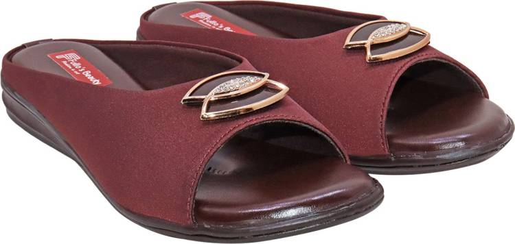 Women Brown Flats Sandal Price in India