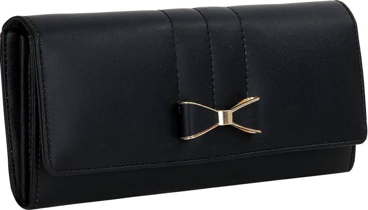 Casual Black  Clutch Price in India