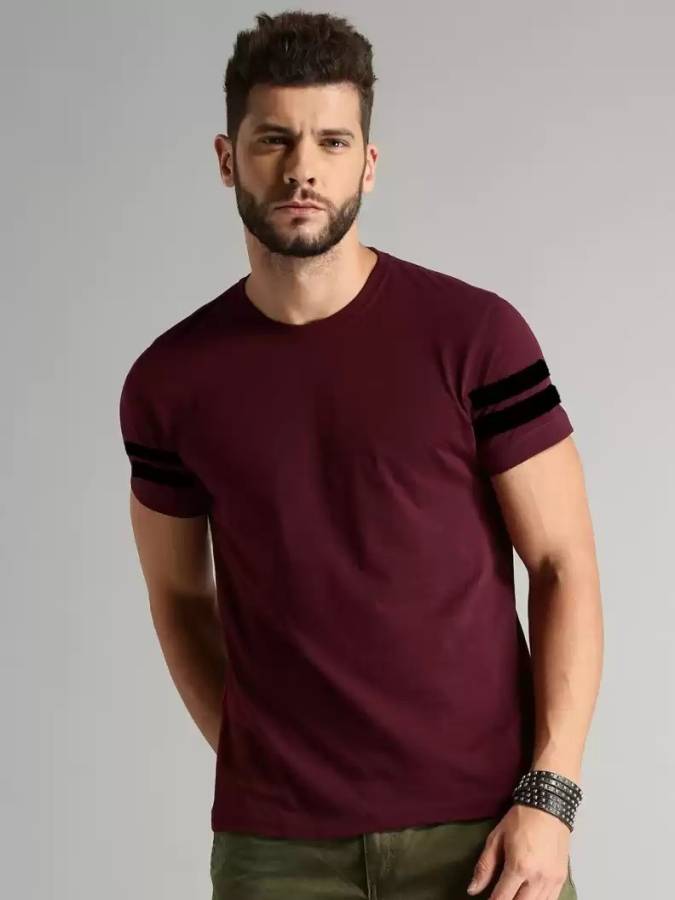Solid Men Round Neck Maroon T-Shirt Price in India