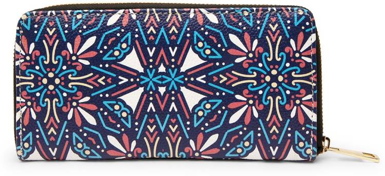 Casual Blue  Clutch Price in India