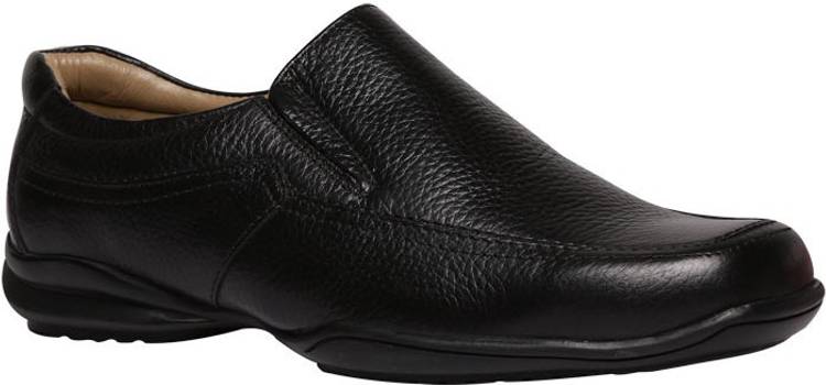 By Bata NEW BOUNCE SLIP O slip on shoes For Men