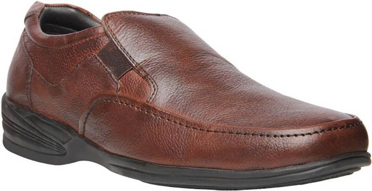 By Bata Textured Leather Formal Slip On For Men