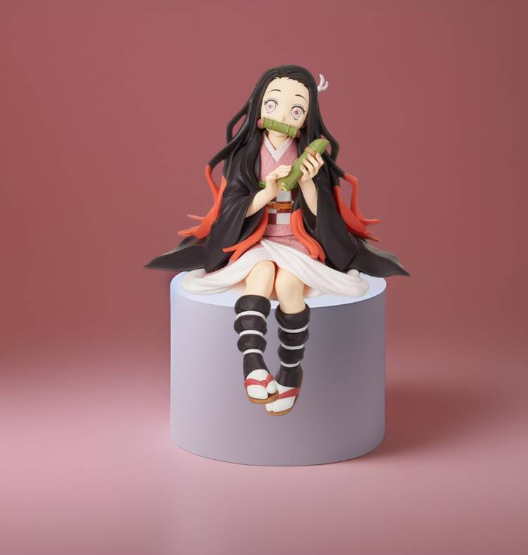 iouche Demon Slayer Nezuko Kamado Perching Sitting Eating Action Figure