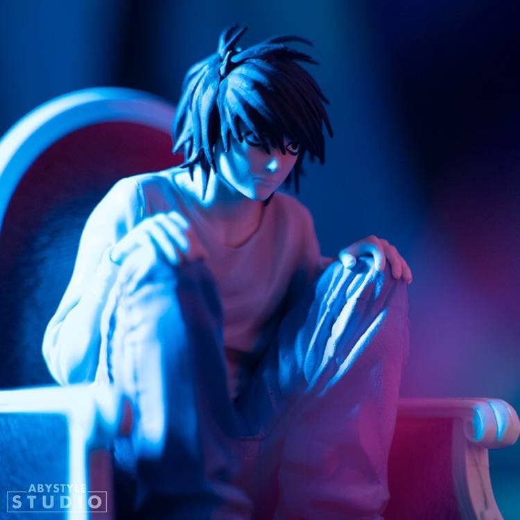 Abystyle Official Death Note Figurine - L - 18 CM Height