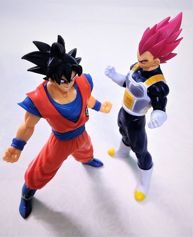 Thrifx Dragon Ball Z Action Figure Goku SS1 and Vegeta Toys for Decoration