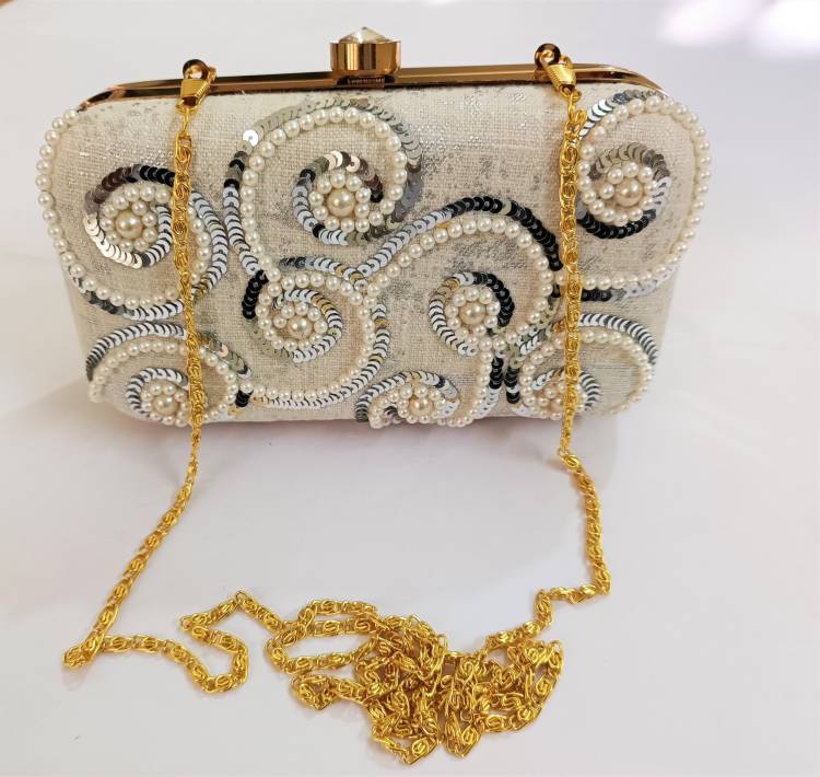 Party Cream  Clutch Price in India