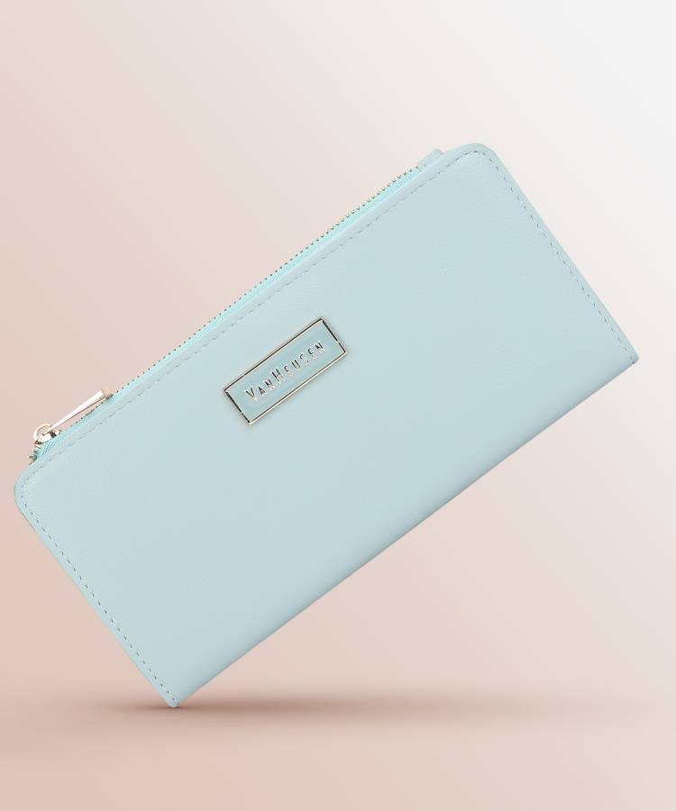 Casual Blue  Clutch Price in India