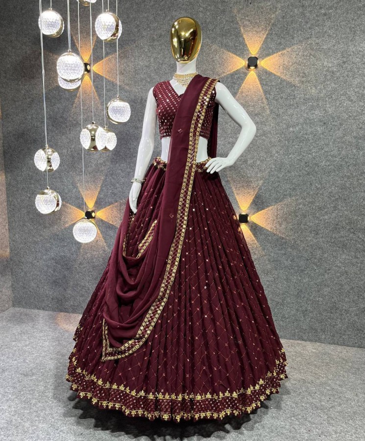 Top 5 New Bride Lehenga Choli Designs To Slay This Wedding Season In 2021 |  Wedding Bridal Lehenga Designs 2021 Collection