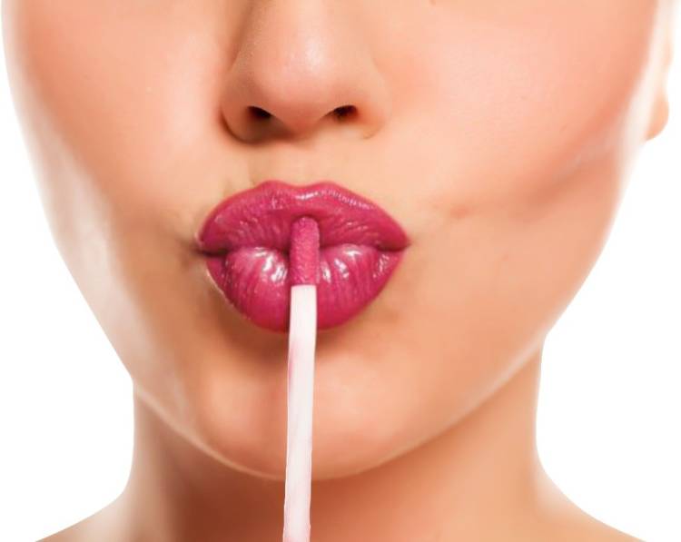 Greyon Shimmer Pink Waterproof Liquid Lip Gloss 84 Price in India