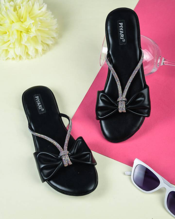 Women Black Flats Sandal Price in India