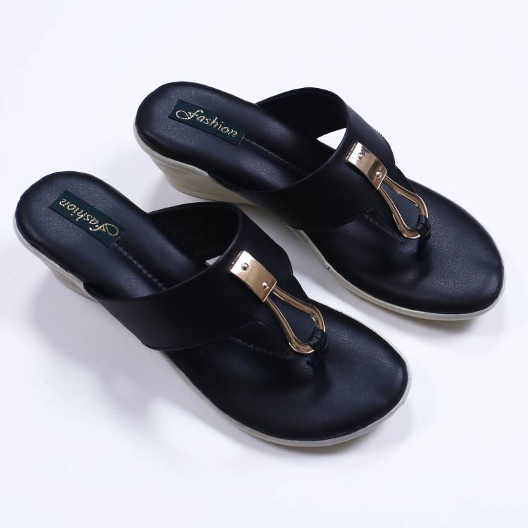 Women Black Flats Sandal Price in India