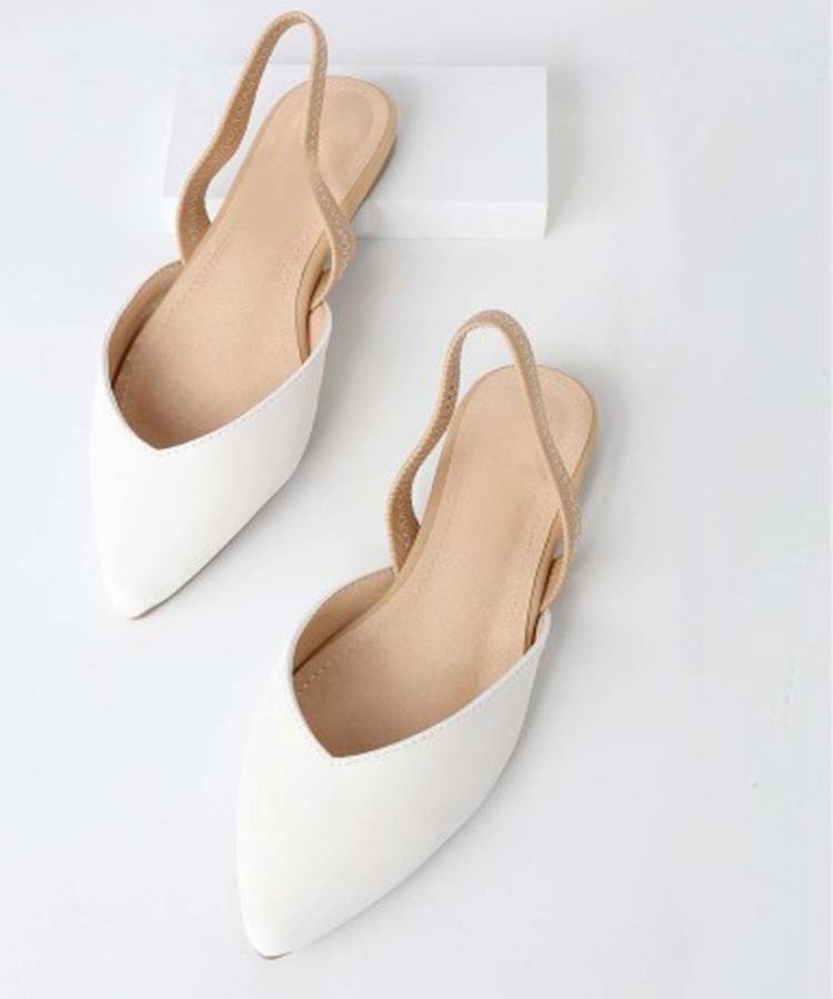 Women White Flats Sandal Price in India