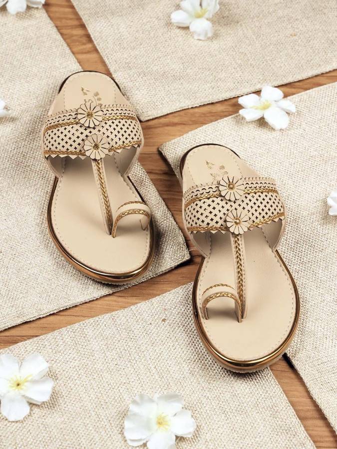 Women Embroidered Slip-ons Ethnic Flats Sandals | Toe-Ring Festive Kolhapuri Chappals Beige Flats Sandal Price in India
