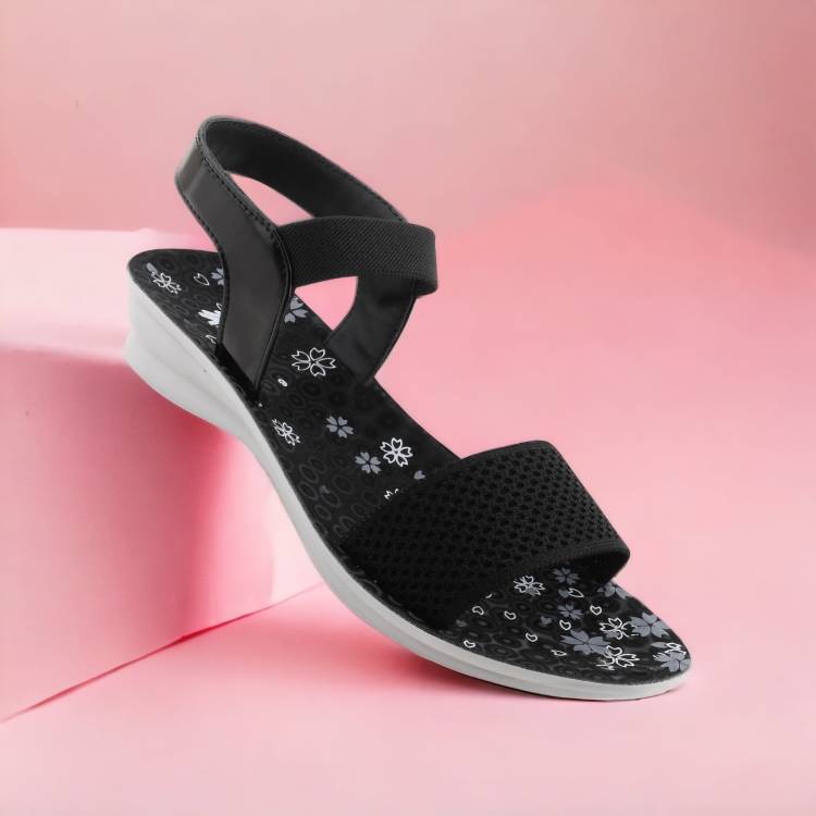 Women Black Flats Sandal Price in India