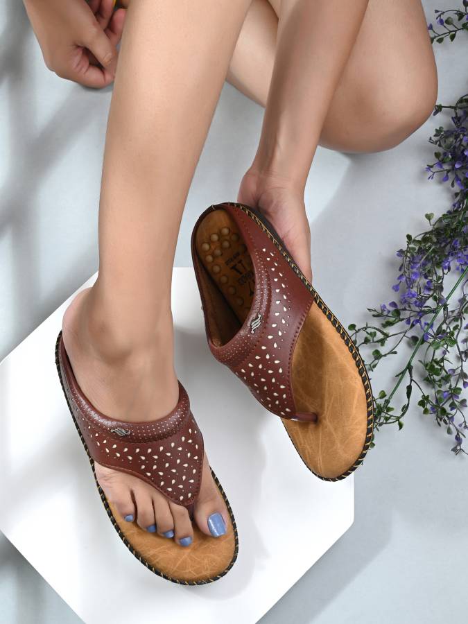 Women Brown Flats Sandal Price in India