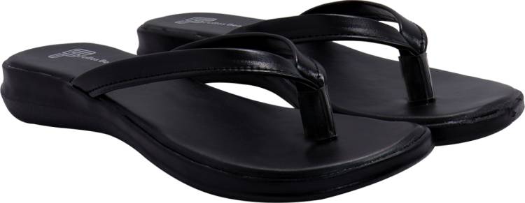 Women Black Flats Sandal Price in India