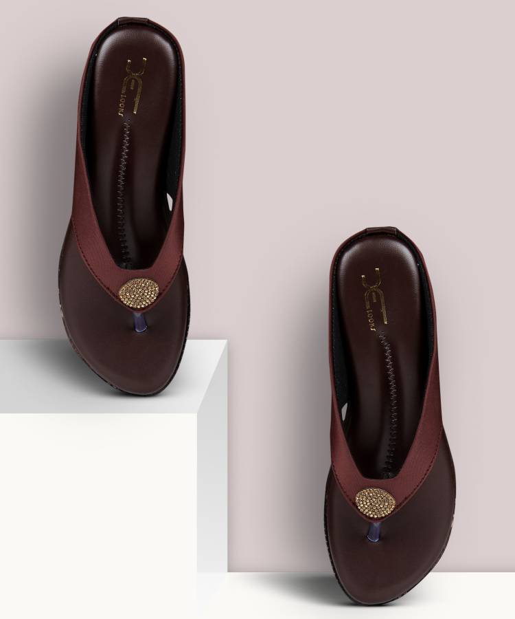 Women Stylish Formal & Party Wear Maroon Flats Sandal Price in India