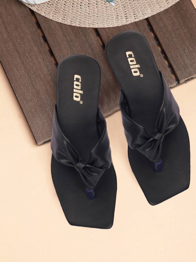 Women Black Flats Sandal Price in India