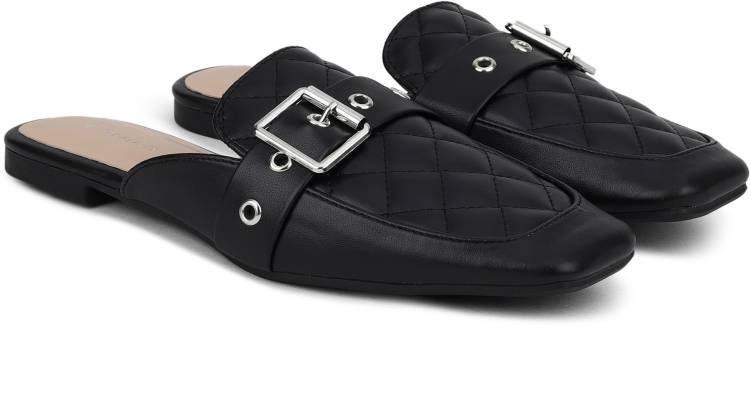 Women Black Flats Sandal Price in India