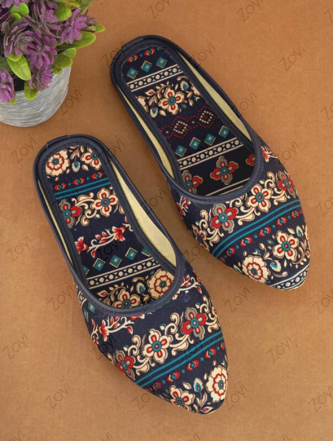 Women Blue Flats Sandal Price in India