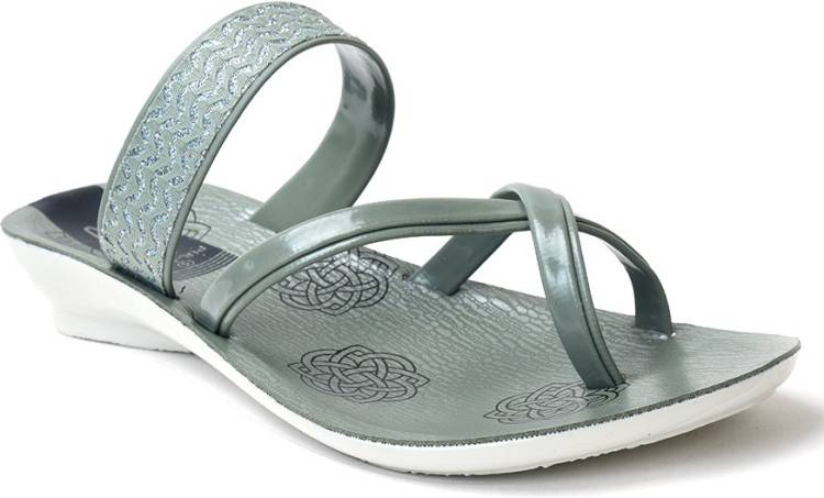 Women Olive Flats Sandal Price in India