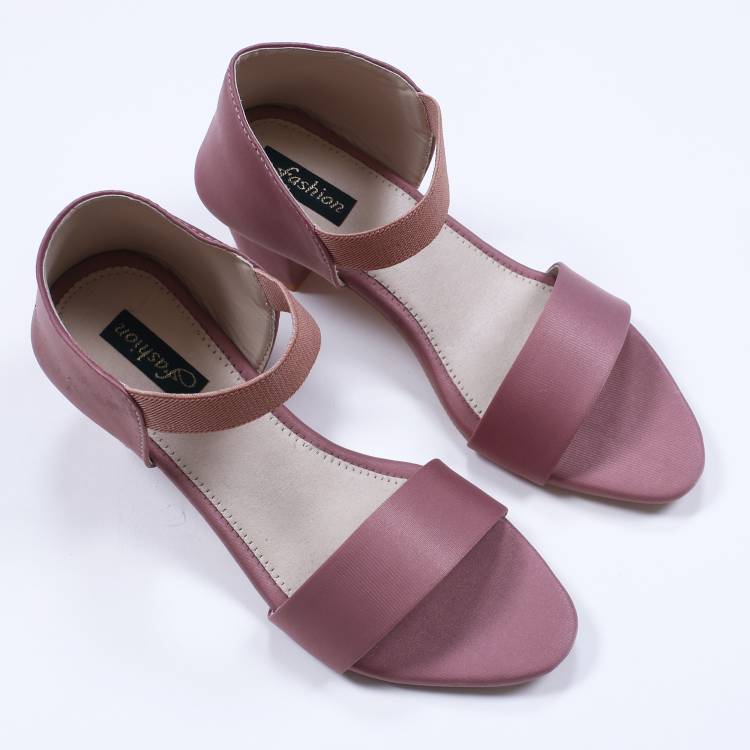 Women Pink Flats Sandal Price in India