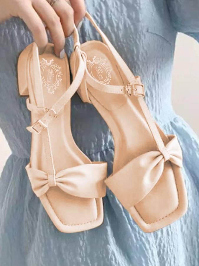 Women Beige Flats Sandal Price in India