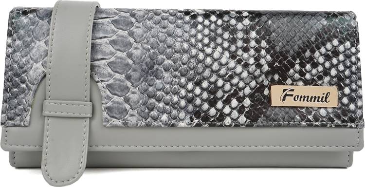 Formal, Party, Casual Grey  Clutch Price in India