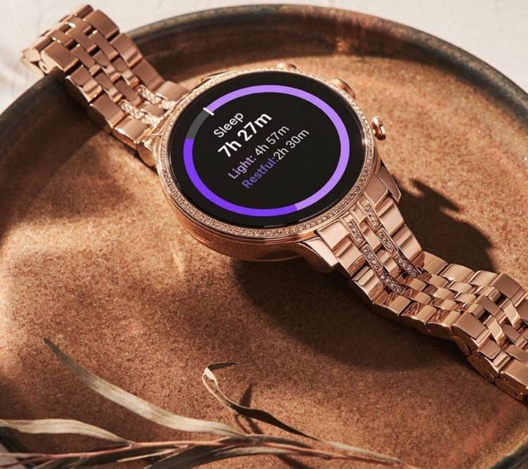 maavi GEN-9 Rose Gold Smartwatch With Sports Mode and Gaming Mode Smartwatch Price in India