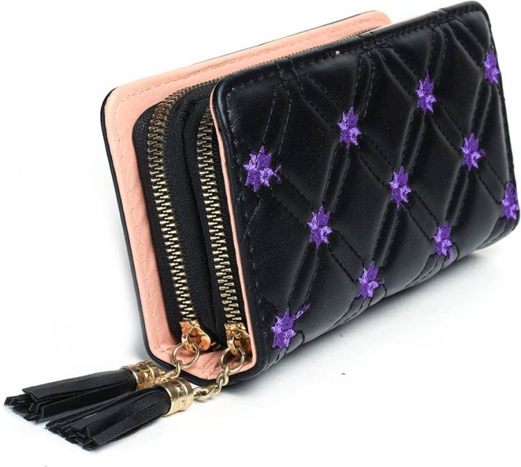 Casual, Party, Formal Black  Clutch Price in India