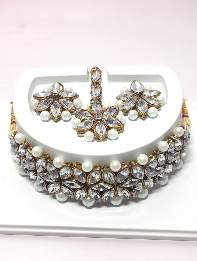 s m store Alloy Gold-plated White Jewel Set